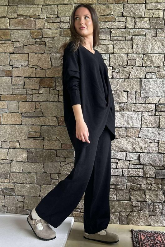 Elbury Twist & Bloom Luxury Knit Co Ord Set Black